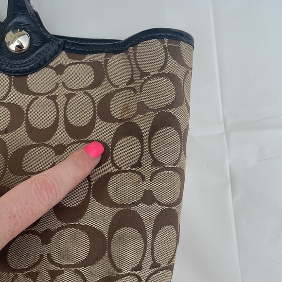 Coach tote - Picture 2 of 7